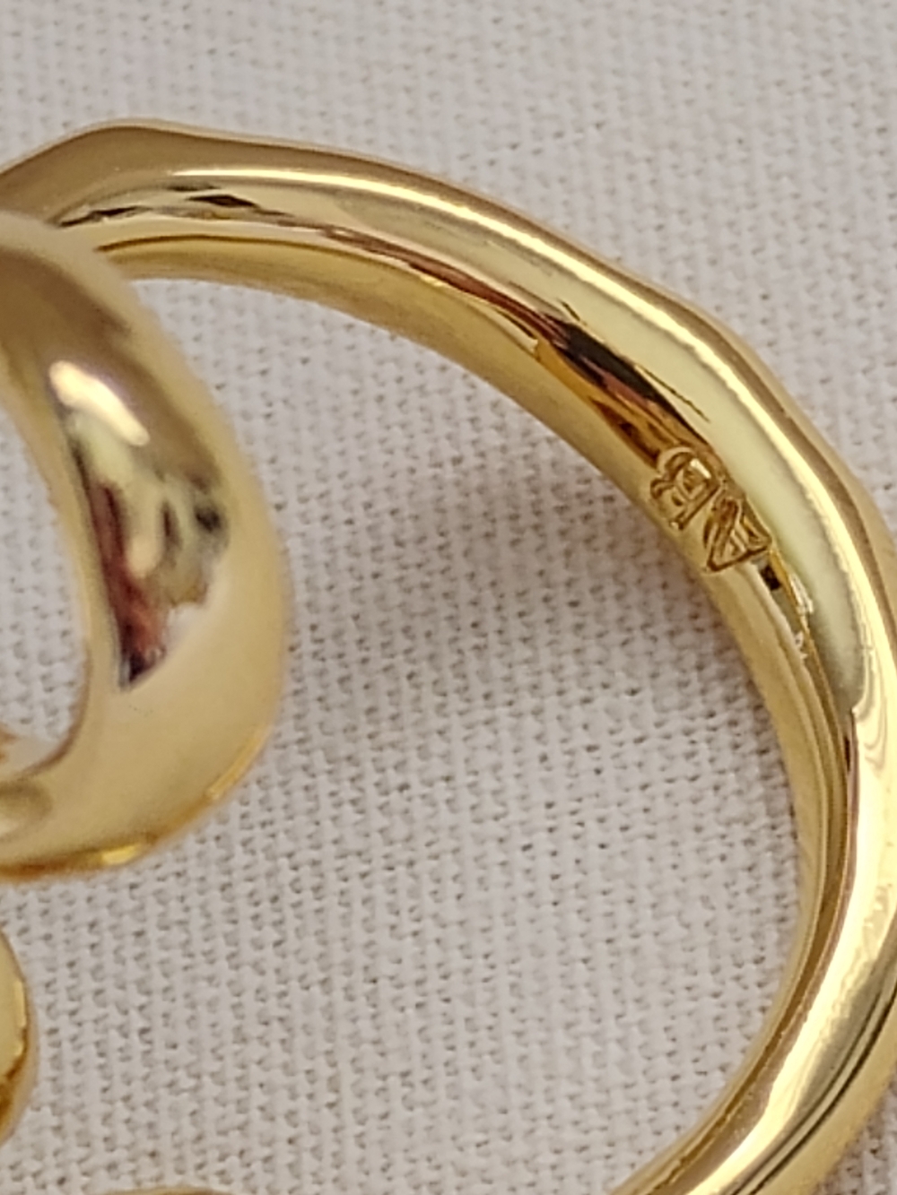 Alexis Bittar Asterales Gold Floating Vine Ring - Picture 8 of 9